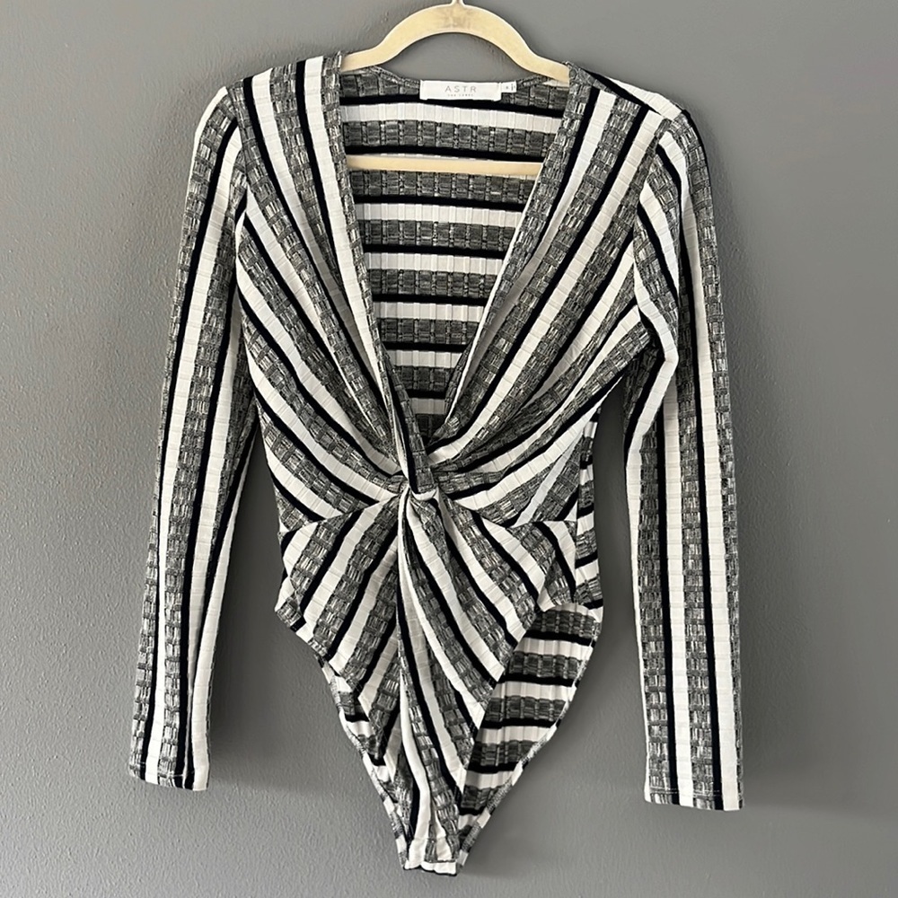 ASTR The Label Bodysuit Striped Long Sleeve Twist Front V Neck